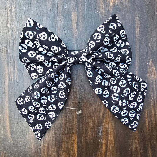Skull Sailor Bow