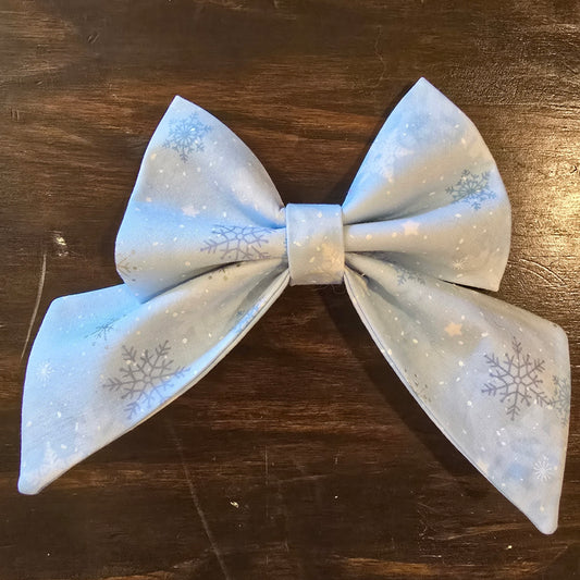 Snow Sailor Bow