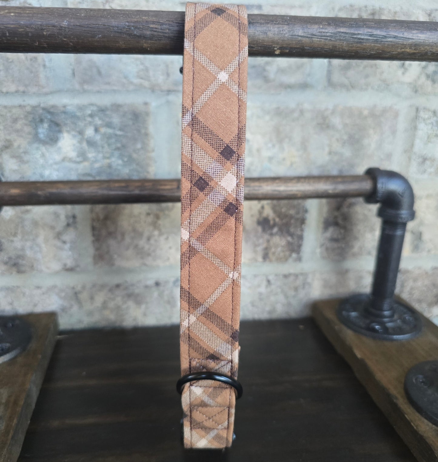 Rustic Plaid Collar