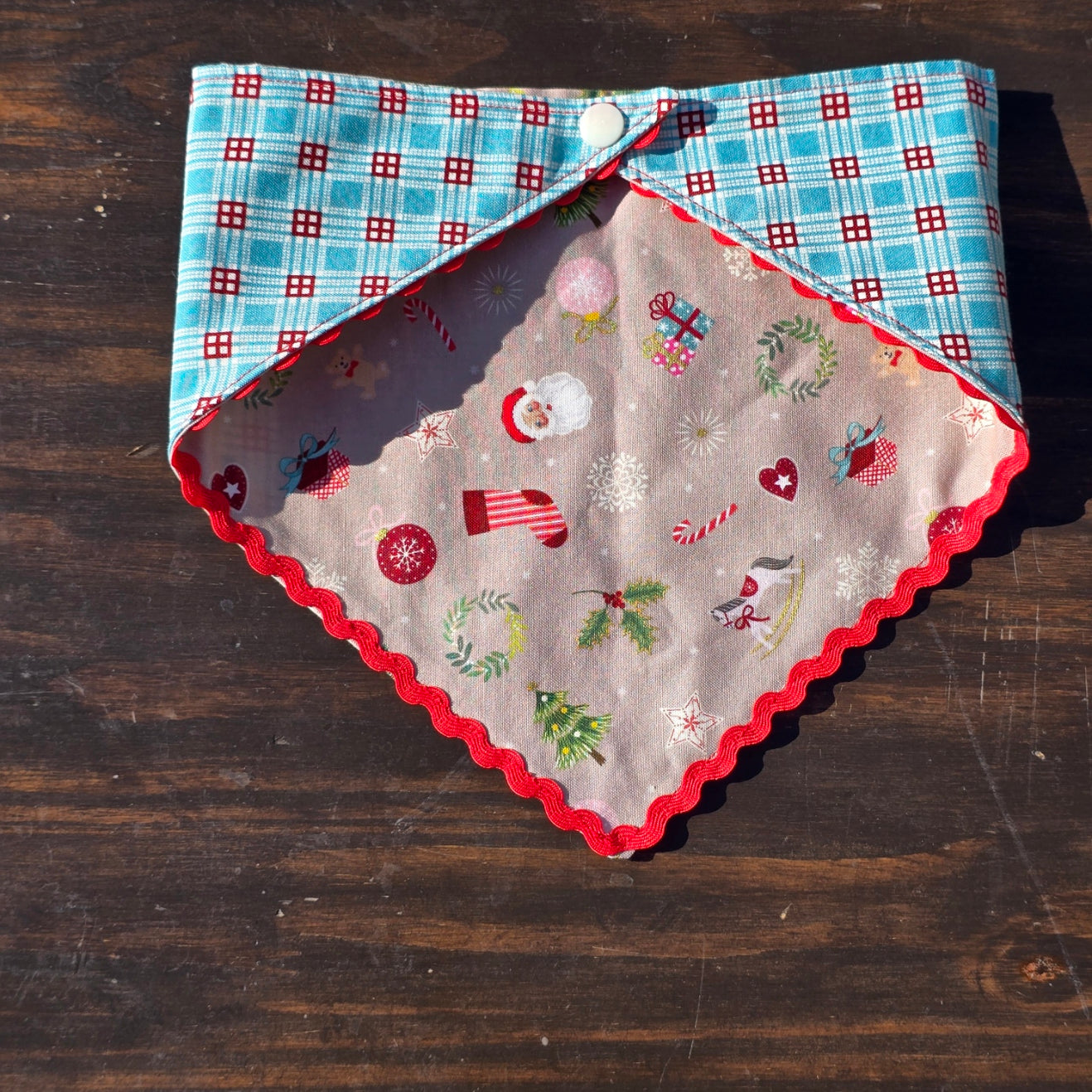 Vintage Christmas Cheer Trimmed