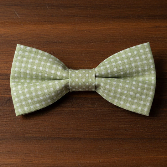 Green Dot Bow Tie