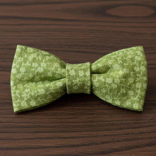Green Vine Bow Tie