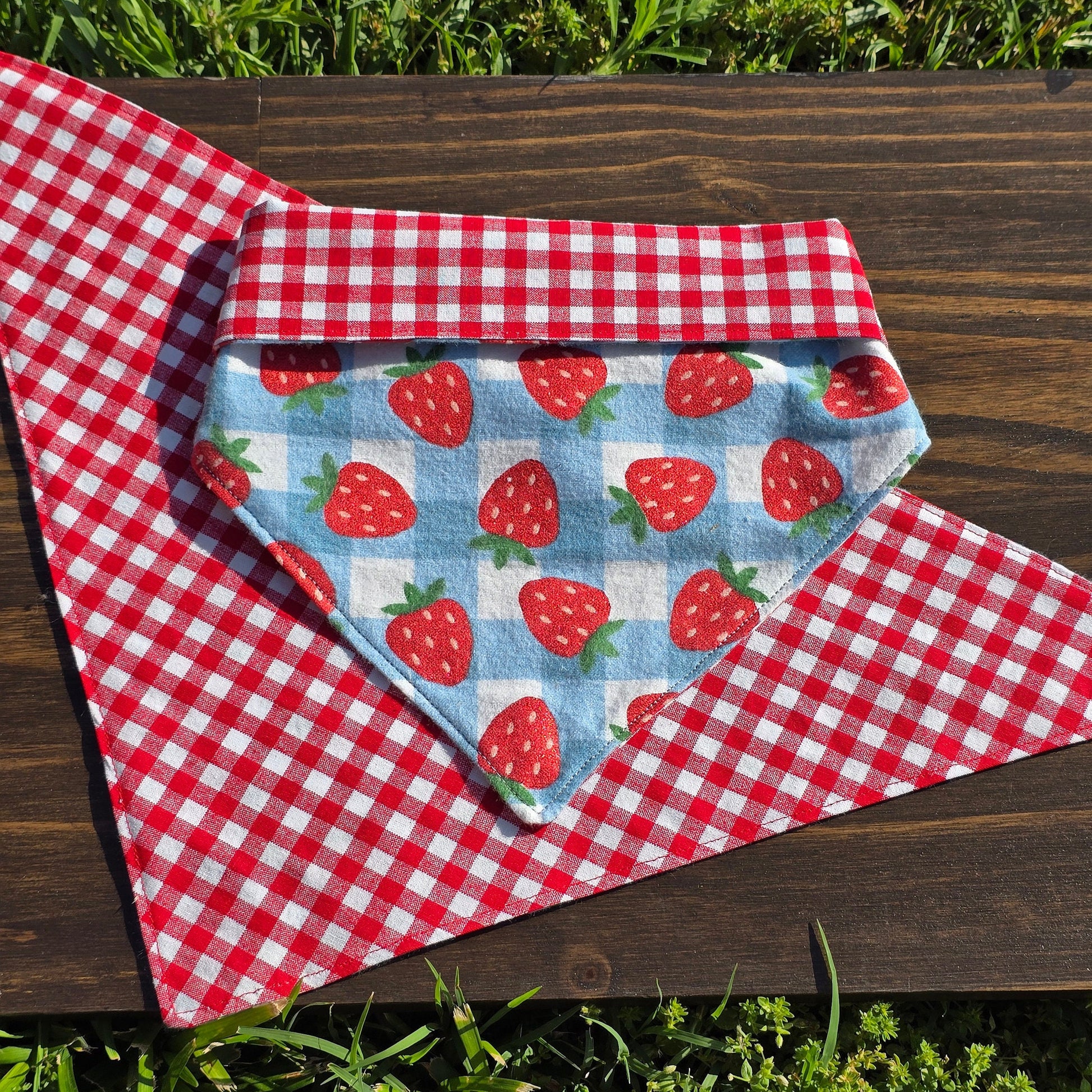 Personalized Strawberry Plaid Bandana - Snap on Reversible - Strawberries - Spring Bandana - Summer- Dog Bandana- Cat Bandana - Pet