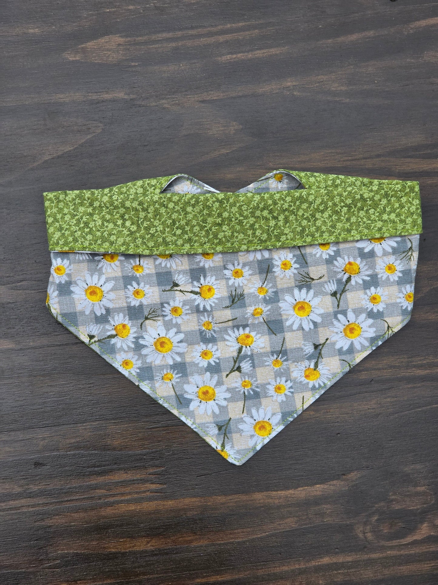 Daisy Bandana - Snap on Reversible - Dog Bandana - Cat Bandana - Pet scarf - Summer Bandana